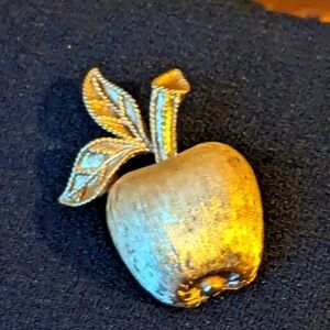 Avon Apple pin brushed smooth goldtone  brooch 1" vintage signed